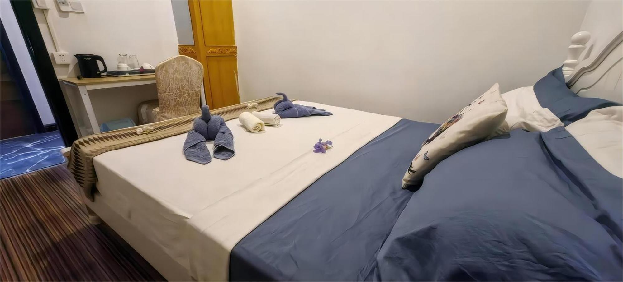 Crystal Beach Hotel بورت فيلا المظهر الخارجي الصورة